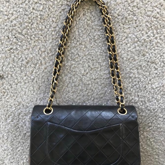 Authentic Chanel Lambskin Quilted Flap Bag Black - Picture 3 of 8